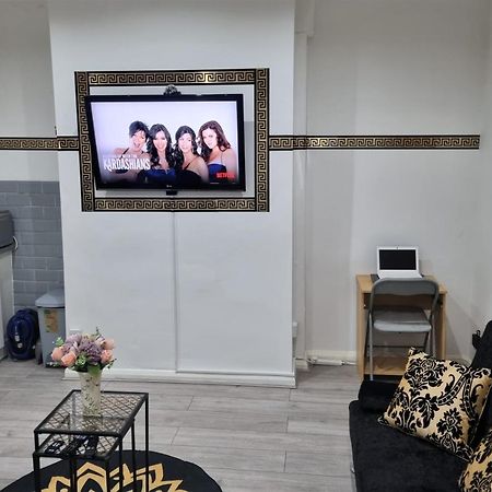 *A!S* Setup For Your Most Amazing Relaxed Stay + Free Parking + Free Fast Wifi * Лийдс Екстериор снимка